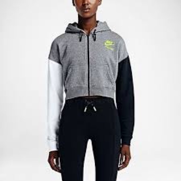 nike crop jacket womens